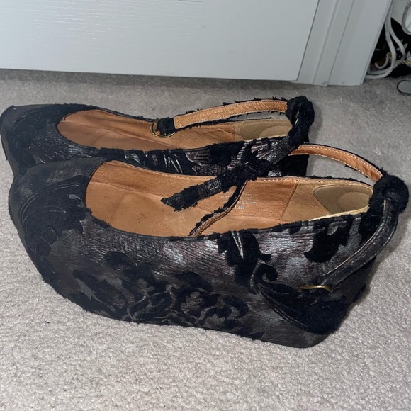 Jeffrey Campbell Beebee shoes - Picture 1 of 5